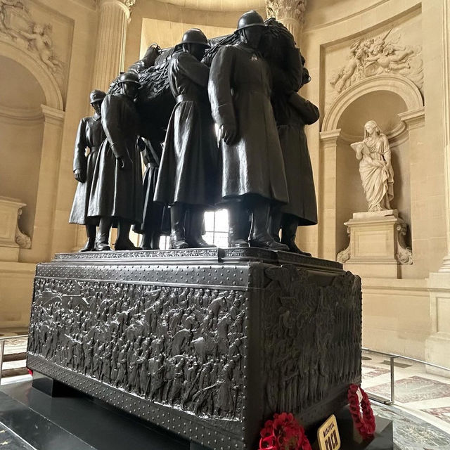 The most famous tomb in France 🇫🇷