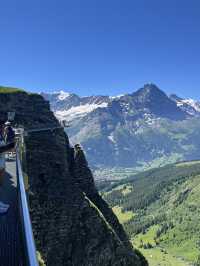 First 山 （first mountain)