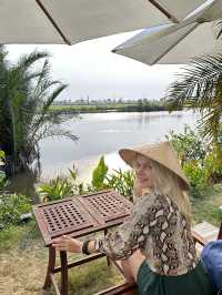 MISS HOI AN CAFE-paradise in the rice fields 