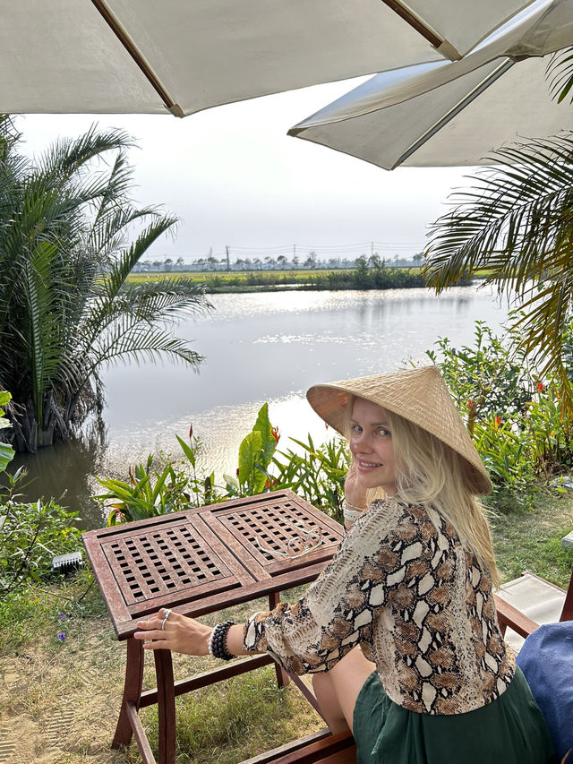 MISS HOI AN CAFE-paradise in the rice fields 