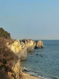 Golden Shores and Sculpted Cliffs: A Day in Dalian’s Jinshitan