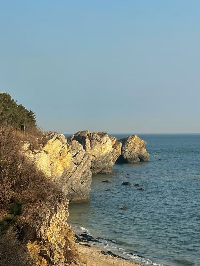 Golden Shores and Sculpted Cliffs: A Day in Dalian’s Jinshitan