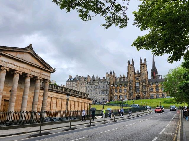 Edinburgh: Magic, History, and Vibes
