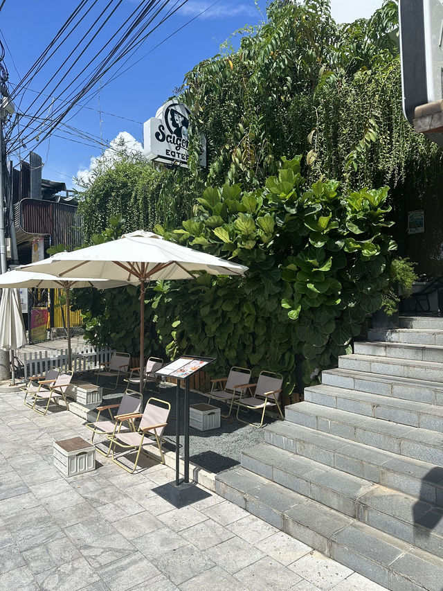 🍜 “Saigon Eatery – Big Flavors in a Chill Corner of Phu Quoc 🌴🇻🇳”