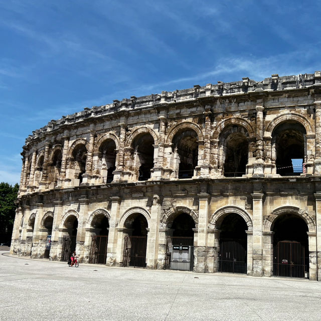 🚌 From Zurich to Nîmes: A Slow Ride into the South of France