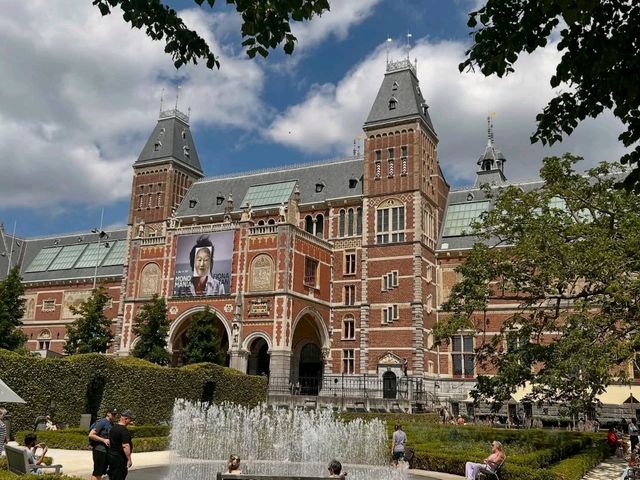 Top Attractions in Amsterdam ๐ท๐ฒ Top Attractions in Amsterdam ๐ท๐ฒ