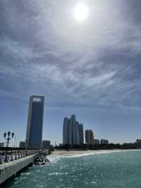 🏙️ Abu Dhabi – Modern Marvels & Desert Charm 🌟🏜️
