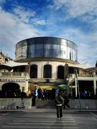 Central Market — where Moscow whispers through details