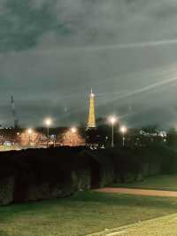 When Paris Lights Up, the Night Comes Alive 🇫🇷