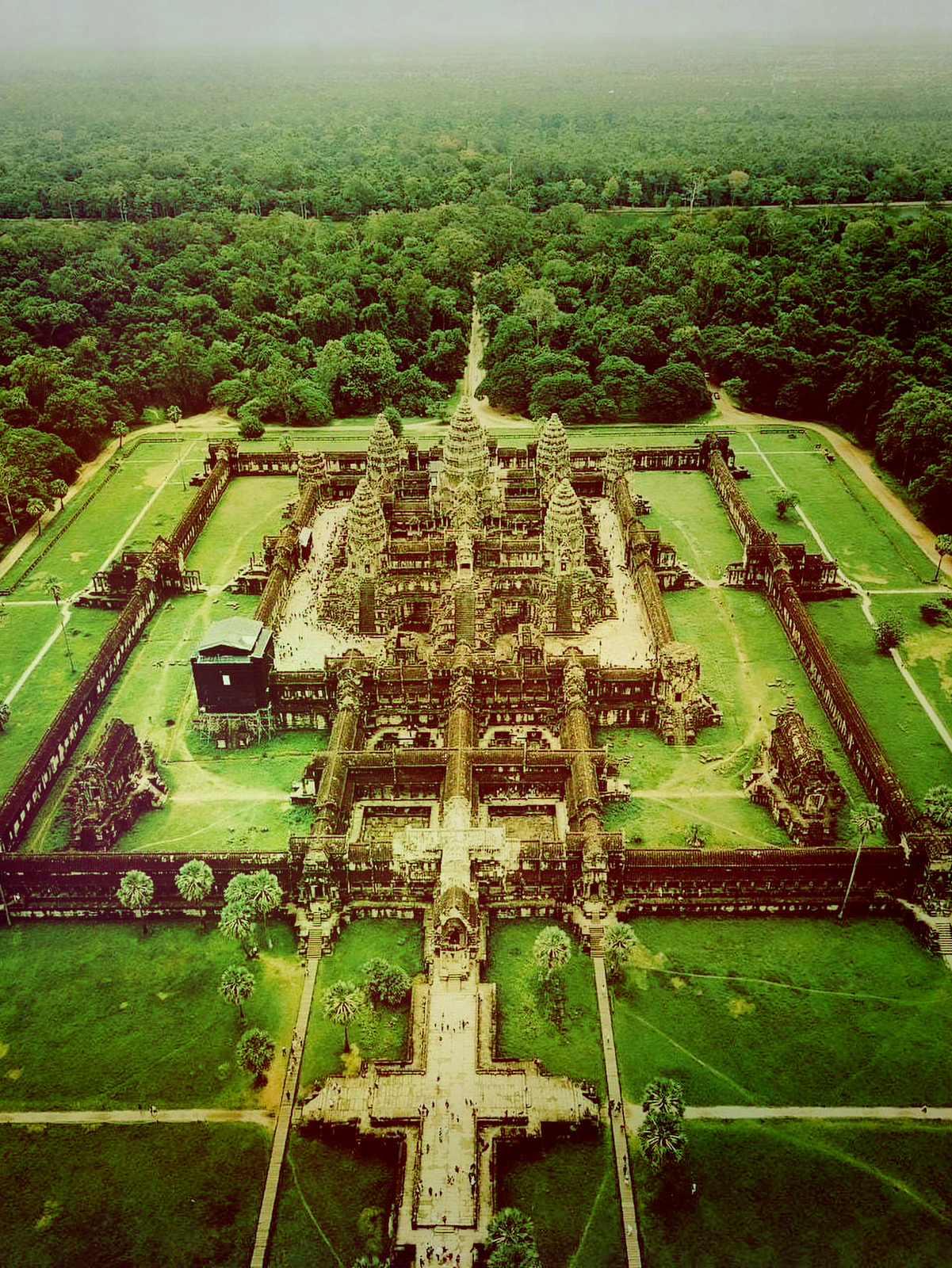 From Temples to Islands: How Not to Miss the Best of Cambodia
