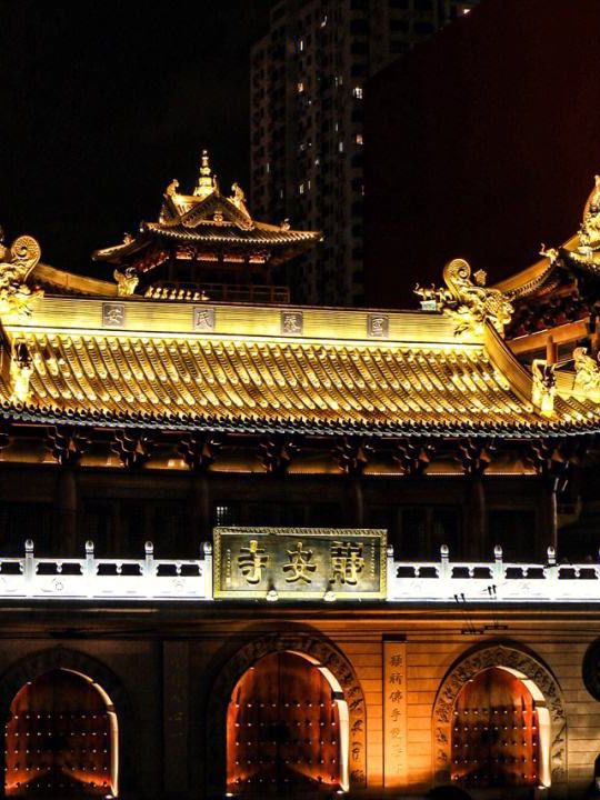 Discovering the Serenity of Jing'an Temple❤️ Discovering the Serenity of Jing'an Temple❤️