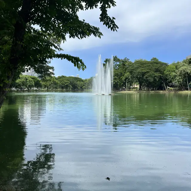 Lumphini Park! 🌳 