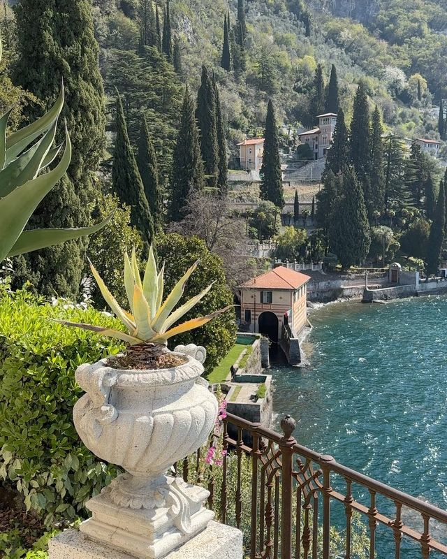 Relaxation Goals: An Unforgettable Stay at @hotelroyalvictoriavarenna and @hotelvillacipressi 💆🏻