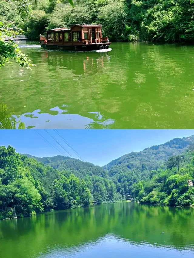 "Jiangnan Water Town in the Deep Mountains"