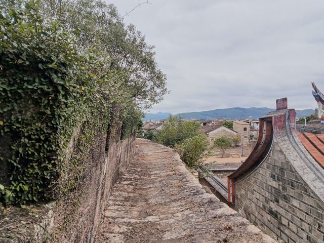 探秘中國古城池活化石——遺落在閩南山野間的譯安堡
