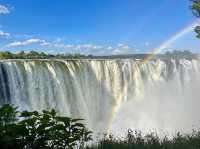探索神秘非洲！帶你領略津巴布韋維多利亞瀑布的壯麗景色！