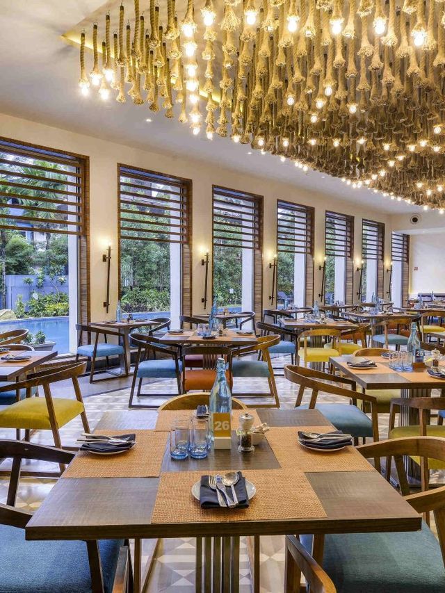 🌴✨ Goa's Gem: Unwind at Novotel Candolim 🏖️🍹