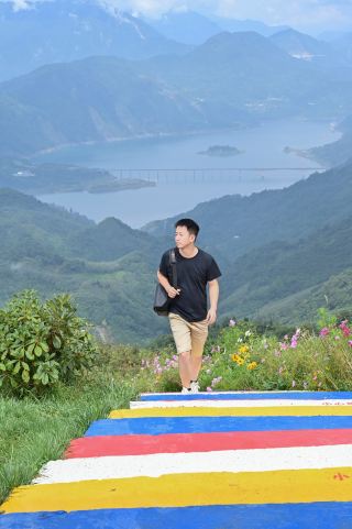 If you can't go to western Sichuan, come to the Wuyou Flower Valley Scenic Area