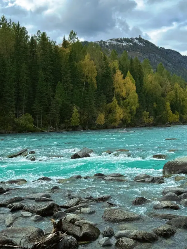 9至10月去新疆嘅人,我係真心勸喻。。。||9至10月去新疆欣賞秋景,需要啲運氣,天時地利人和,要天氣好。