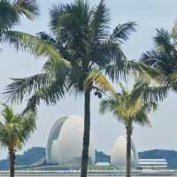 打卡珠海日月貝大劇院