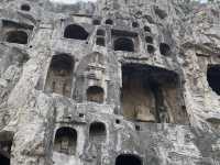 Longmen Grottoes - Ancient Stone Craving Masterpiece 🇨🇳