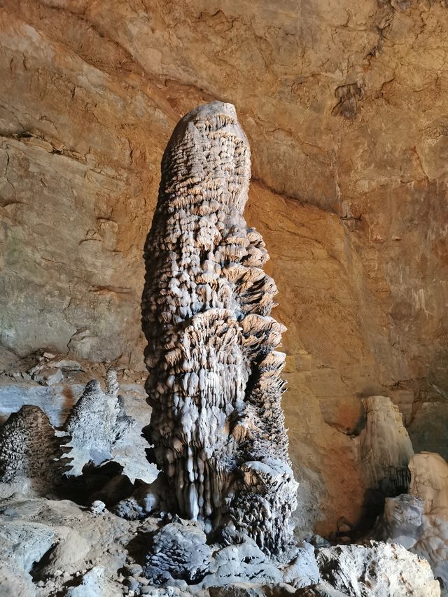 弄響天坑，陽光不會遺漏的地方。。