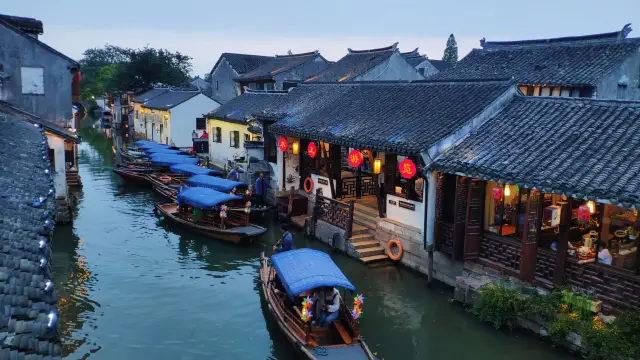 Encounter a Water Town | Zhouzhuang Ancient Town, Beautiful Enough to Make You Swoon