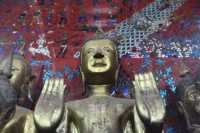 Explore the Spiritual Essence of Wat Xieng Thong in Luang Prabang, Laos