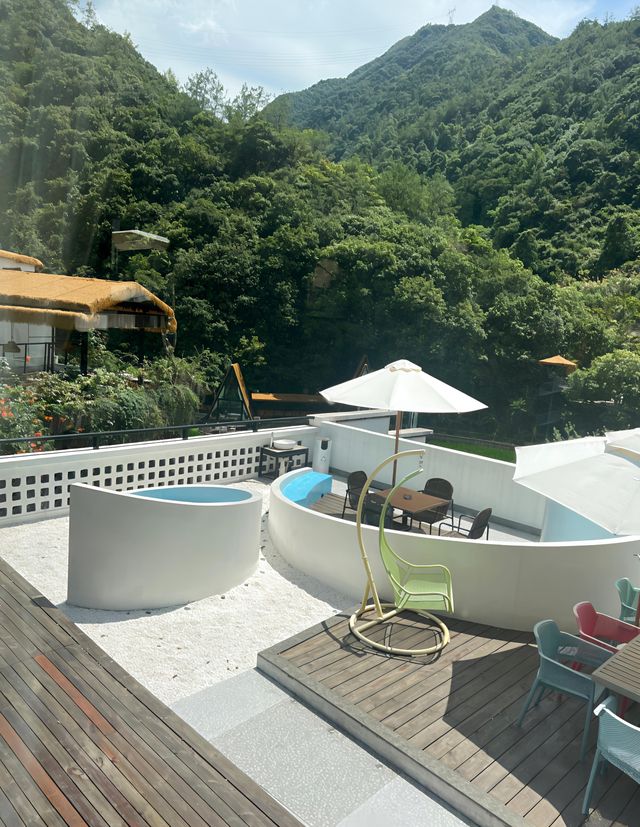 麗江——坐忘谷仙居美宿