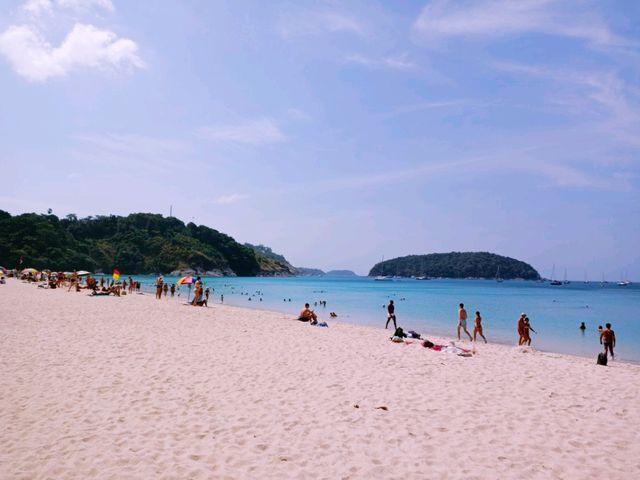 Phuket Beach Play Book: Ultimate Guide To Eden