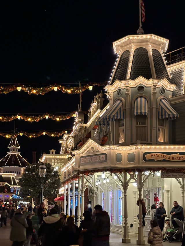 Discover the Magic of Disneyland Paris with This Ultimate Guide!