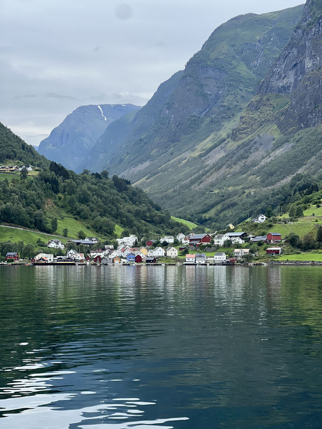 Bryggen, Fløyen, and Fjords: The Ultimate Bergen Experience 🇳🇴 🚢 