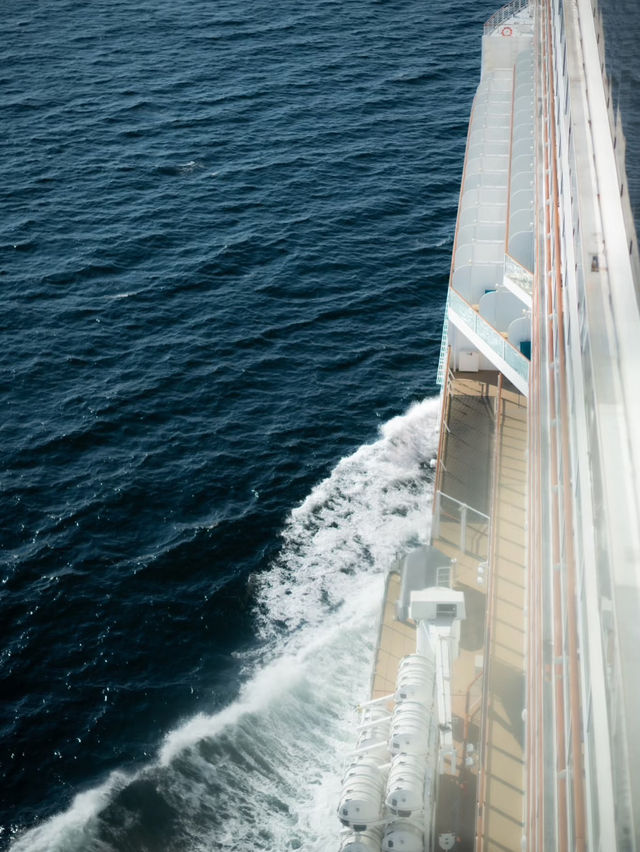 🛳️ Cruise Getaway 🤍 | 4D3N on Genting Dream
