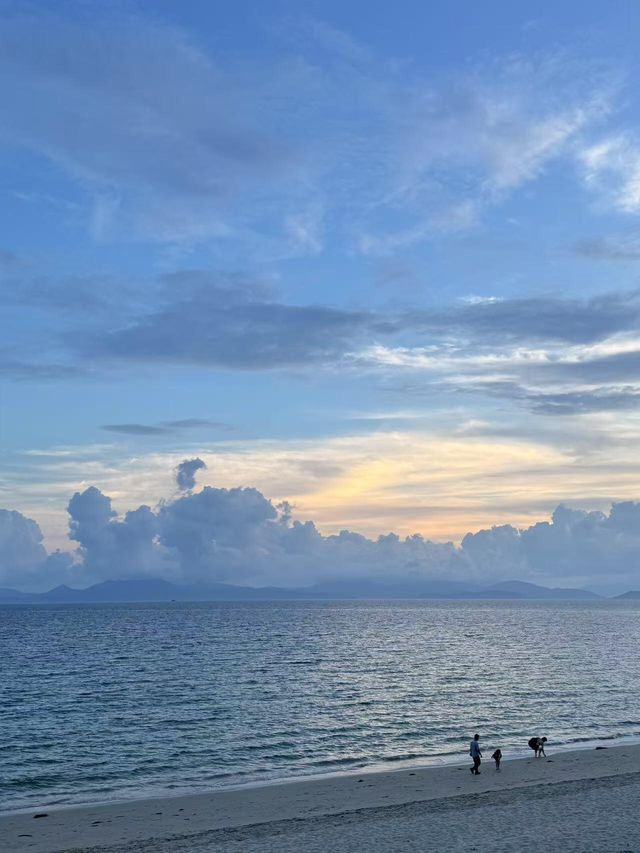 深圳南澳第一沙灘玻璃海