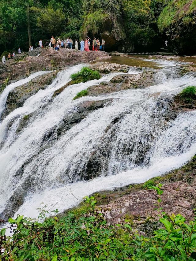 絕美瀑布打卡地 絕美瀑布打卡地