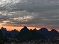 桂林私藏晚霞地！仙鶴峰承包整片紅藍天空