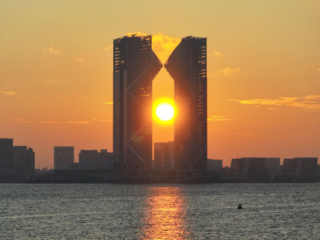 魔都落日秘境滴水湖懸日最佳打卡機位大公開! 魔都落日秘境滴水湖懸日最佳打卡機位大公開!