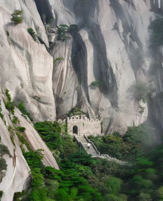 สถานที่ท่องเที่ยวที่ซ่อนตัวอยู่ทางตะวันตกของมณฑลเจ้อเจียง! จุดหมายปลายทางที่เหมาะสำหรับครอบครัว เพื่อหลีกหนีความวุ่นวายและชมทะเลหมอก