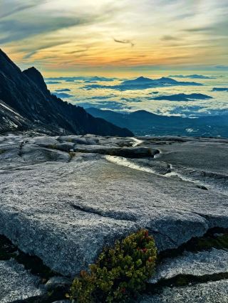 歩きすぎて帰りたくなくなるほど！マレーシアのキナバル山！！