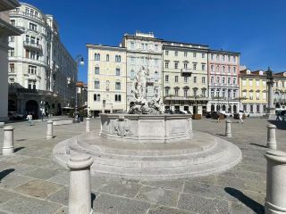 的里雅斯特（Trieste）是意大利東北部邊境的一座迷人港口城市，也是弗留利-威尼斯朱利亞大區的首府
