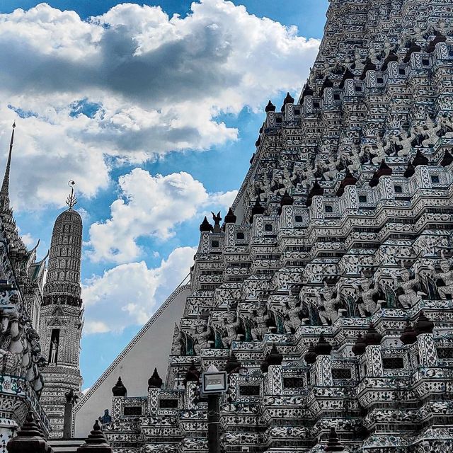 วัดอรุณราชวรารามราชวรมหาวิหาร 