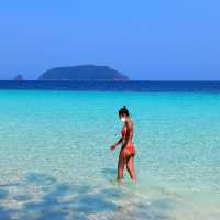 The island hopping at Victoria cliff resort 