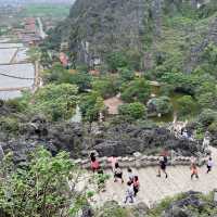 Nigh binh dragon mountain