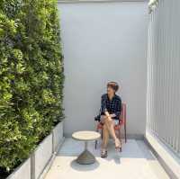 เที่ยวใกล้ๆ กับโรงแรมสุดคิ้วบ์ Terra Nara Hotel