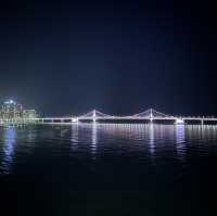 我們看廣安大橋夜景吃炸雞😍