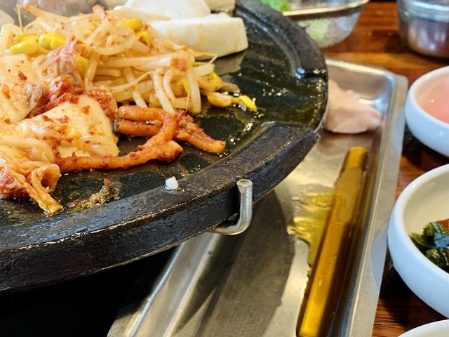 濟州島遊記：黑豬肉一條街🐽 