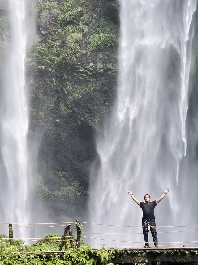 EXPLORE THE <HIDDEN> TWIN WATERFALLS⁉️😫💀