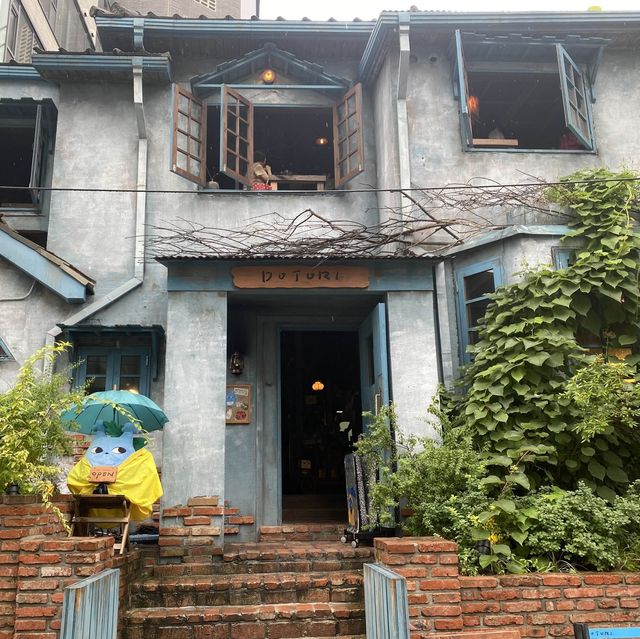 용리단길 지브리감성 카페 도토리 