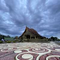 วัดสิรินธรวรารามภูพร้าว - อุบลราชธานี