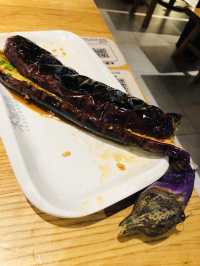 「平價串燒，會展中心站附近的木屋燒烤」
